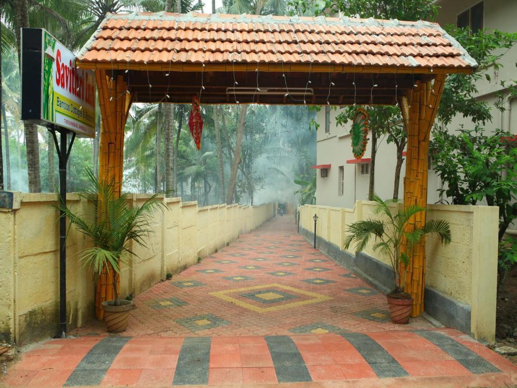 Savithri Inn Bamboo Cottages & Resorts Varkala Exterior photo