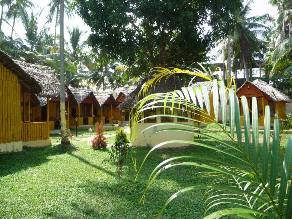 Savithri Inn Bamboo Cottages & Resorts Varkala Exterior photo