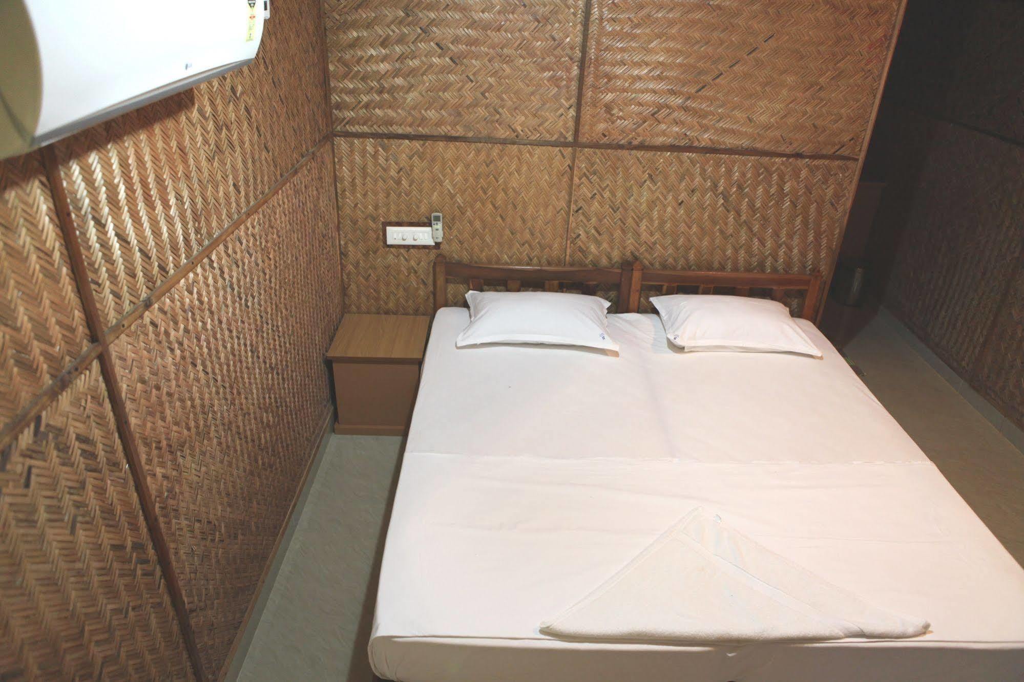 Savithri Inn Bamboo Cottages & Resorts Varkala Exterior photo